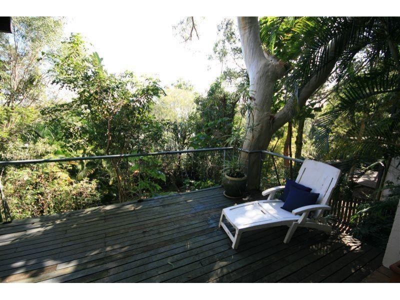 18 Nairana Rest, Noosa Heads QLD 4567