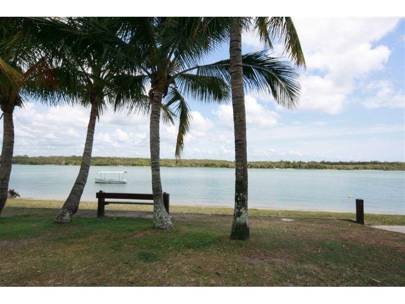 2/263 Gympie Terrace, Noosaville QLD 4566