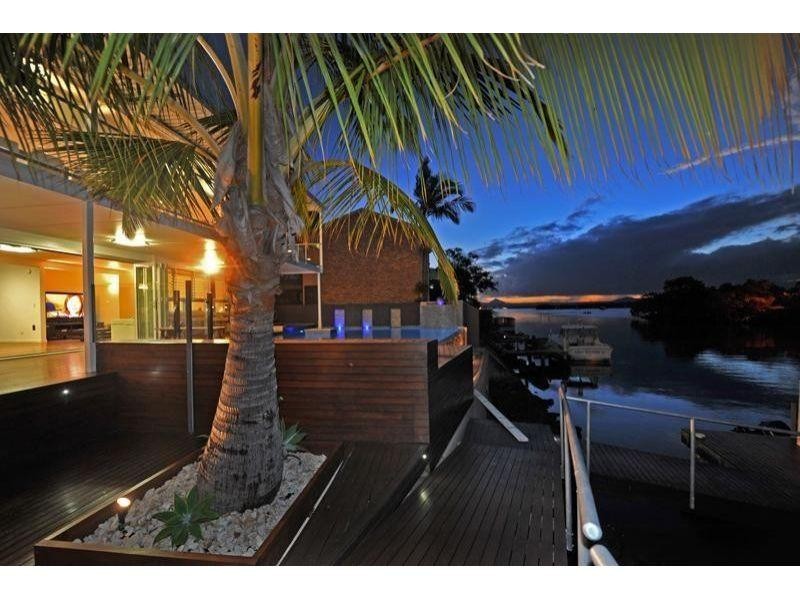4 Noosa Parade, Noosa Heads QLD 4567