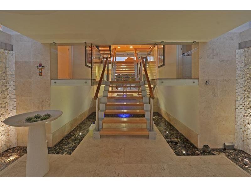 4 Noosa Parade, Noosa Heads QLD 4567