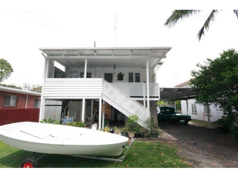 6 Cloudsley St, Noosaville QLD 4566