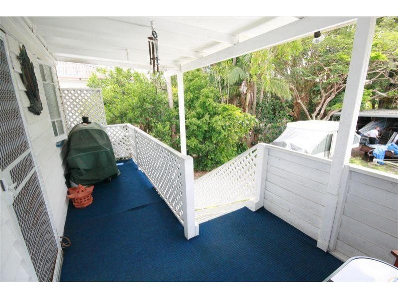 6 Cloudsley St, Noosaville QLD 4566