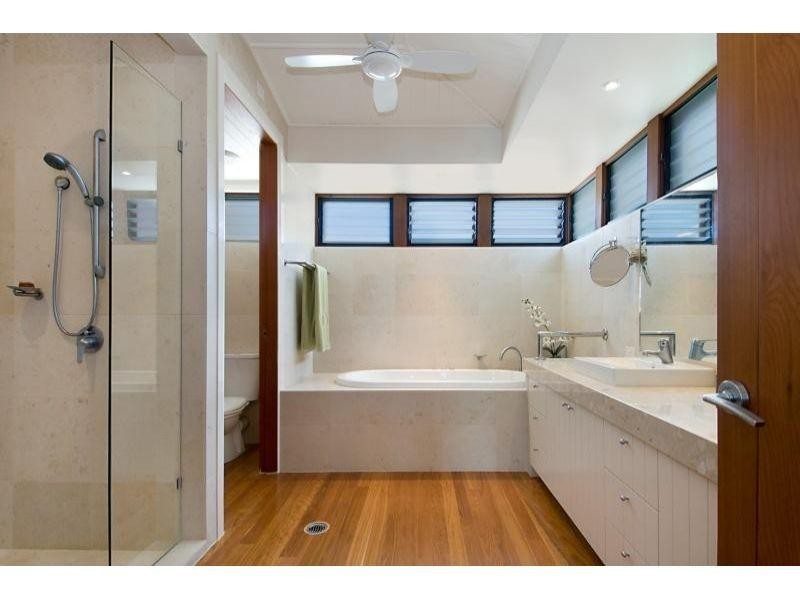 4 The Promontory, Noosa Waters QLD 4566