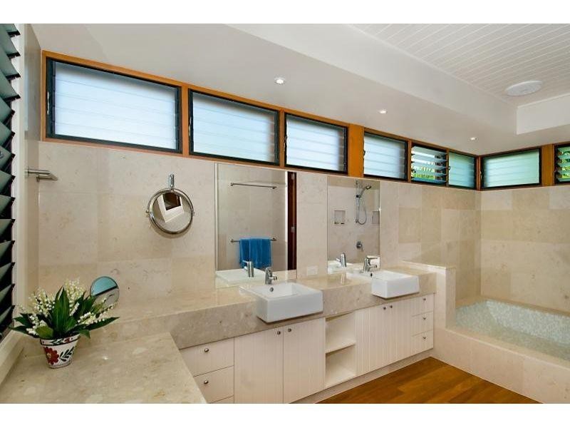 4 The Promontory, Noosa Waters QLD 4566