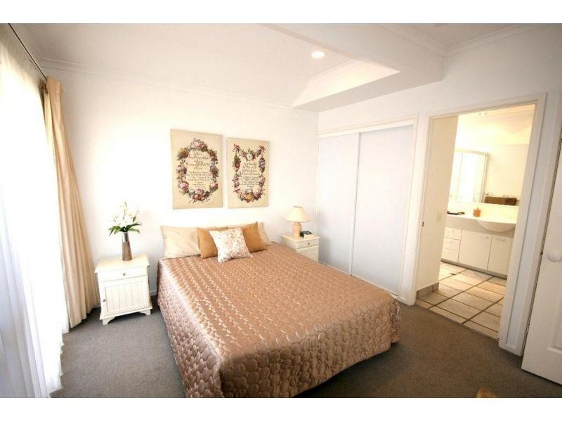 2/17 Sunseeker Close, Noosa Waters QLD 4566