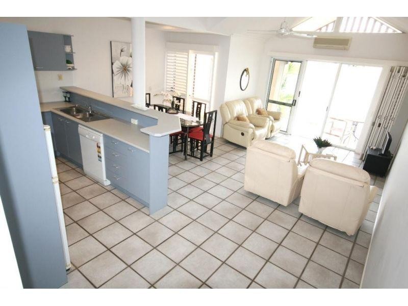 2/17 Sunseeker Close, Noosa Waters QLD 4566