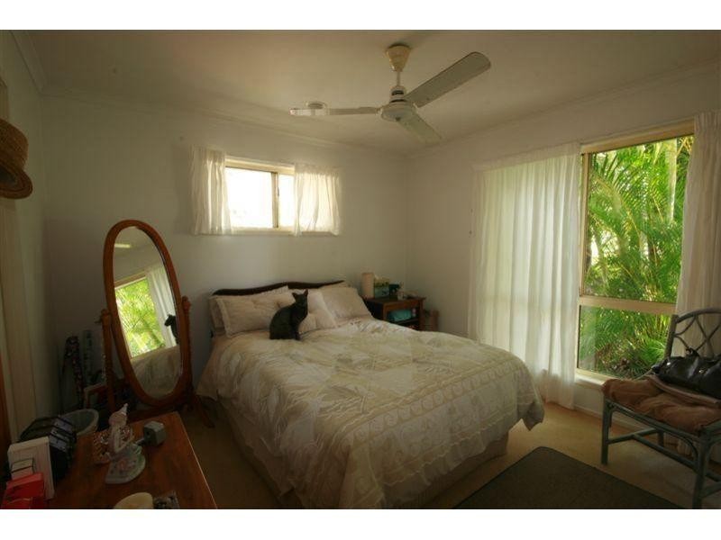 4 Lewis Street, Tewantin QLD 4565