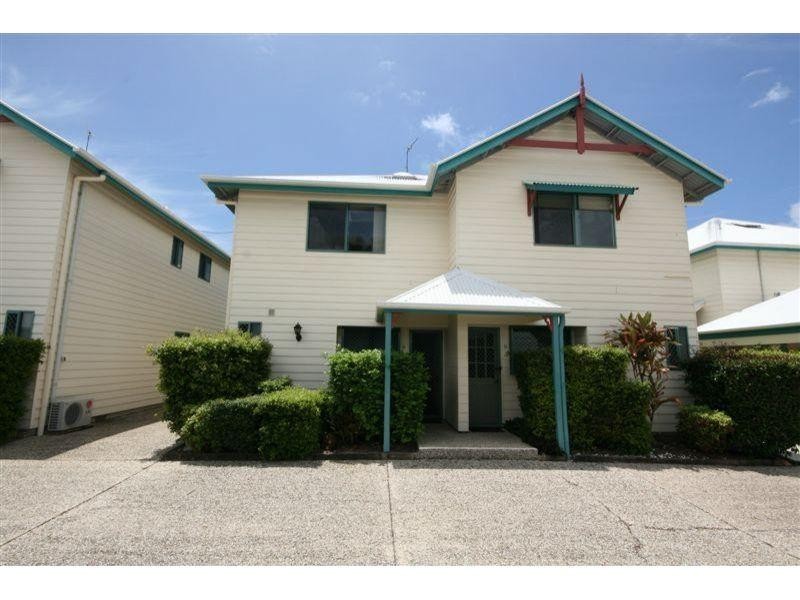 8/15 The Cockleshell, Noosaville QLD 4566