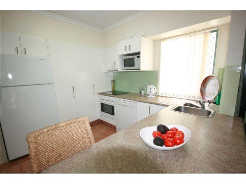 8/15 The Cockleshell, Noosaville QLD 4566