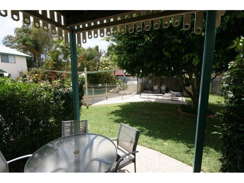 8/15 The Cockleshell, Noosaville QLD 4566