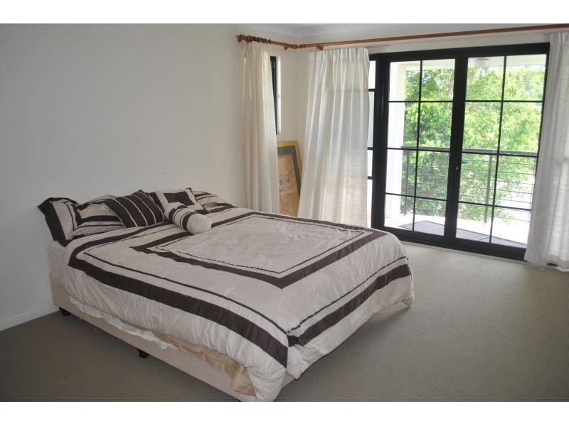 7 Noosa Banks Drive, Tewantin QLD 4565