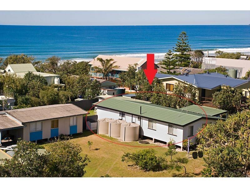 5 Mackerel Street, Noosa North Shore QLD 4565