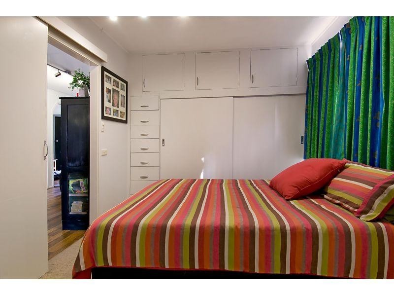 5 Mackerel Street, Noosa North Shore QLD 4565