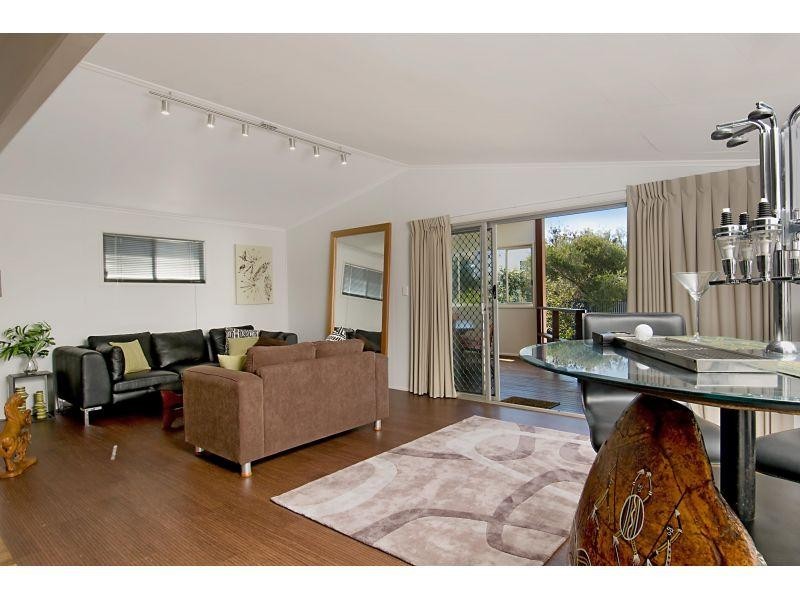 5 Mackerel Street, Noosa North Shore QLD 4565
