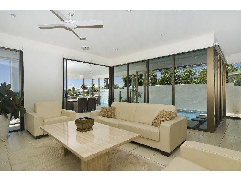 12 Staysail Place, Twin Waters QLD 4564