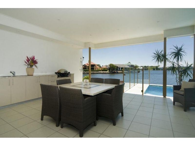 12 Staysail Place, Twin Waters QLD 4564