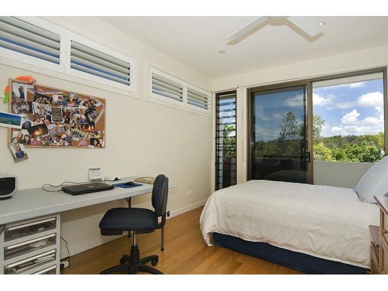 12 Staysail Place, Twin Waters QLD 4564
