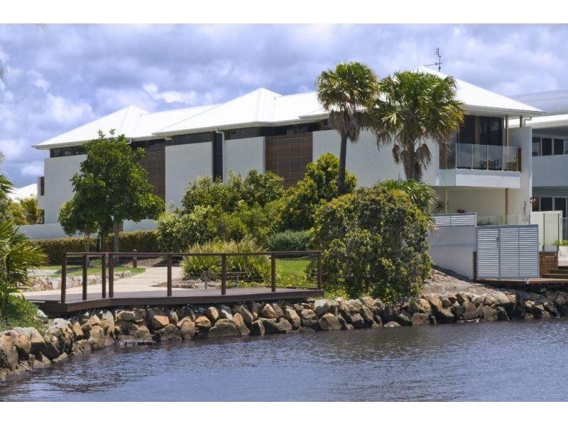 12 Staysail Place, Twin Waters QLD 4564