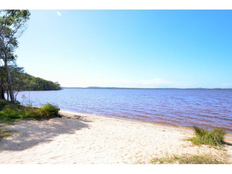 29 Lake Weyba Drive, Weyba Downs QLD 4562