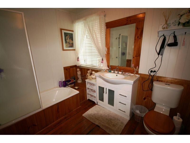 236 Herron Road, Pie Creek QLD 4570