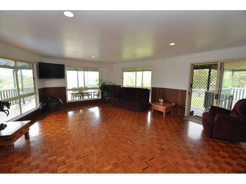 Mothar Mountain QLD 4570