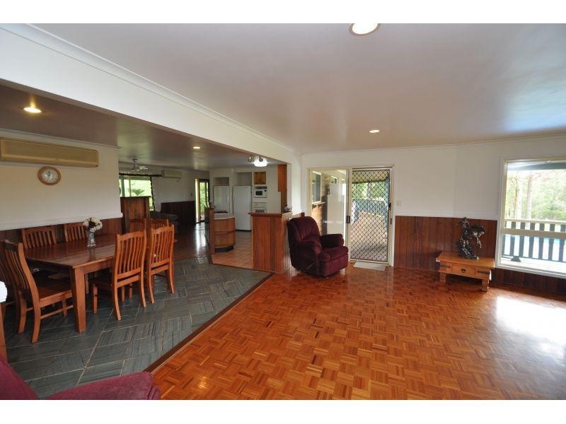 Mothar Mountain QLD 4570