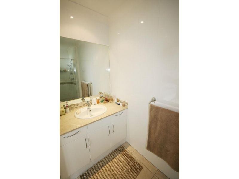 1/3 William Street, Noosaville QLD 4566