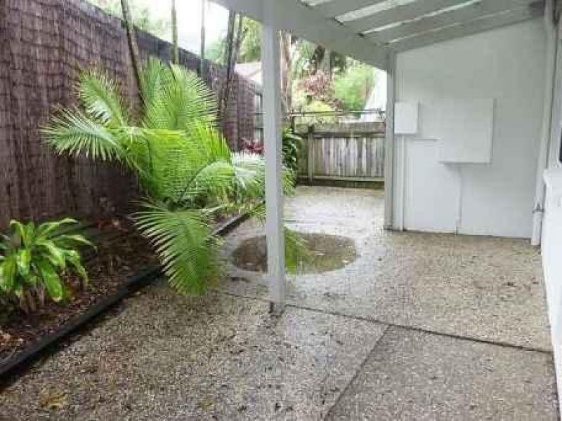 1/8 Eastern Court, Coolum Beach QLD 4573