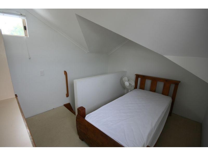 18/13 James Street, Noosaville QLD 4566