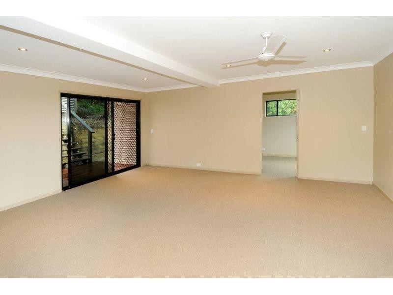 10 Kim Close, Coolum Beach QLD 4573