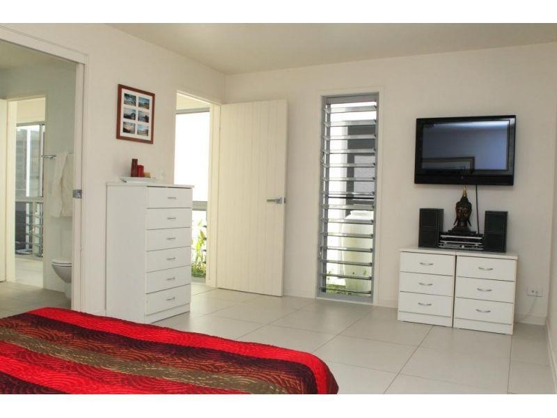 28 Creek Road, Noosaville QLD 4566