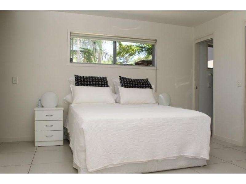 28 Creek Road, Noosaville QLD 4566