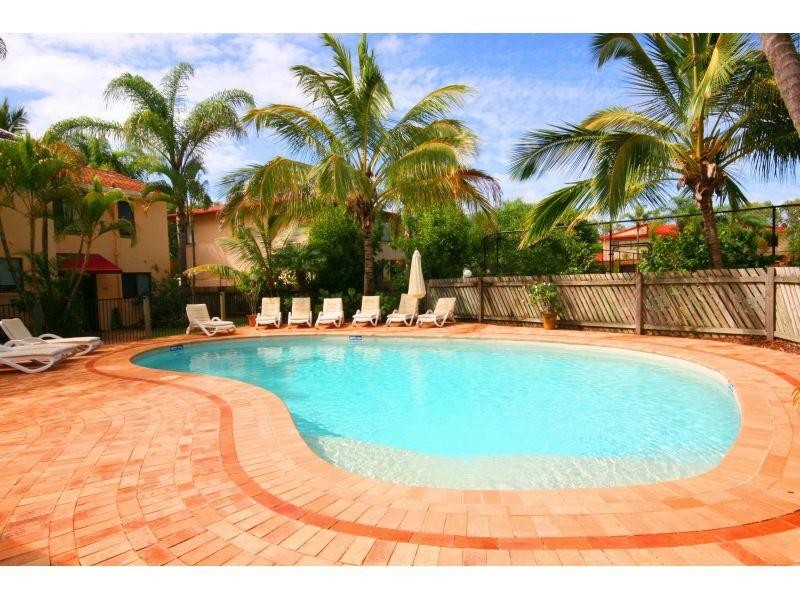 2/11 Munna Crescent, Noosaville QLD 4566