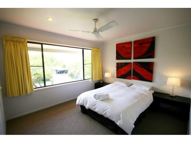 2/11 Munna Crescent, Noosaville QLD 4566