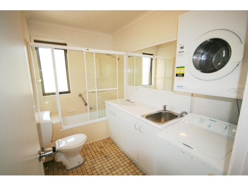 2/11 Munna Crescent, Noosaville QLD 4566