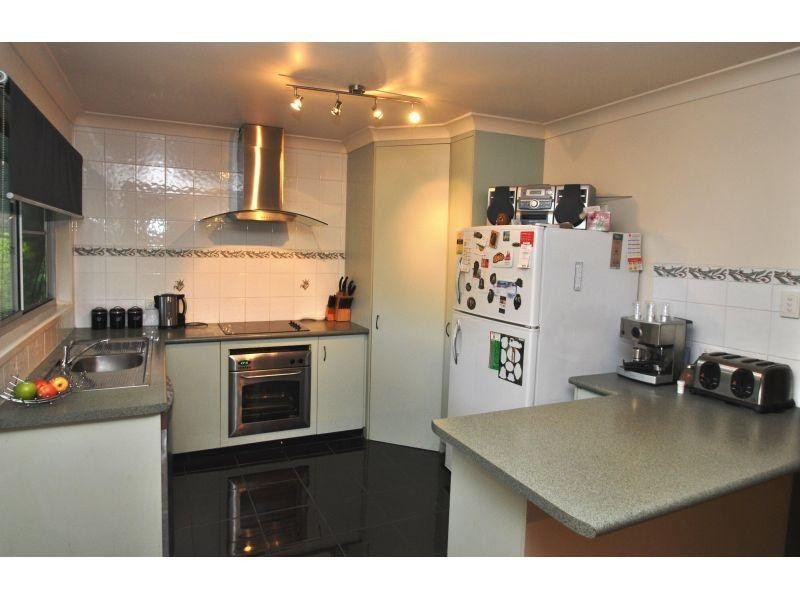 17 Leavinia Street, Gympie QLD 4570