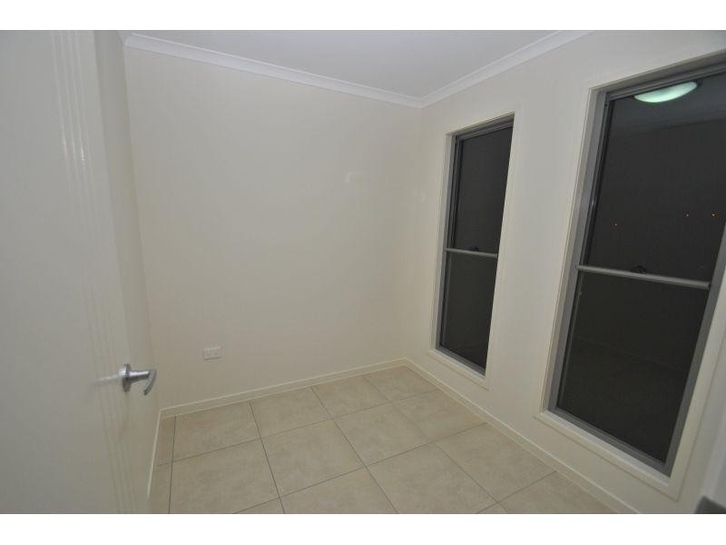 6 Eagle Hawk Drive, Southside QLD 4570