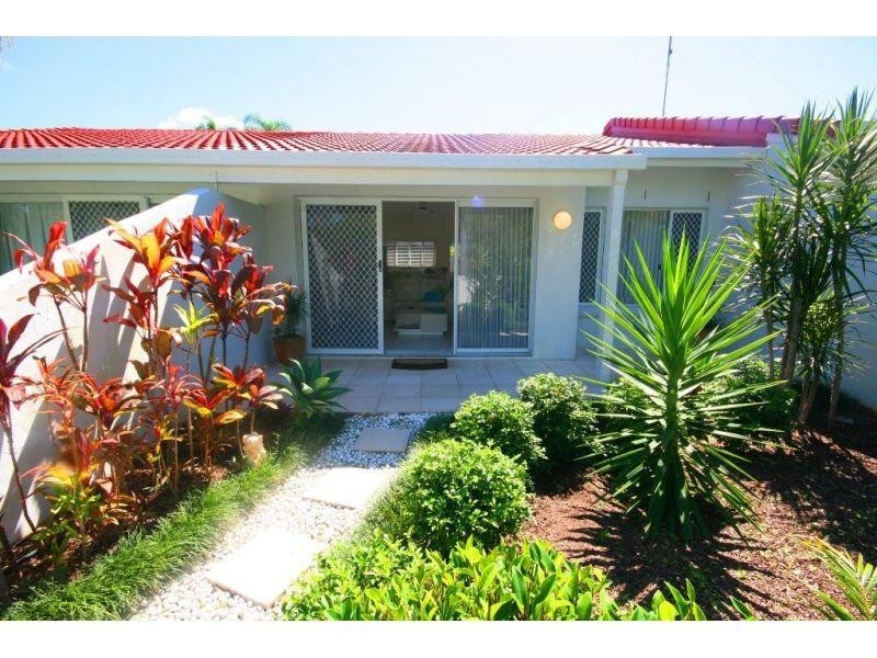 2/11 Woorookool Place, Noosaville QLD 4566