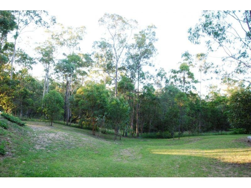 130 Thomas Road, Curra QLD 4570