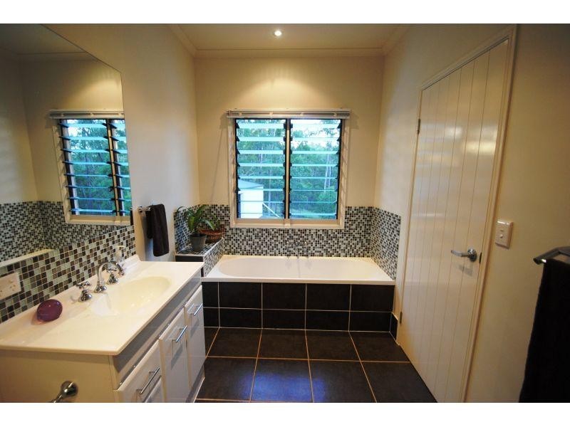 130 Thomas Road, Curra QLD 4570