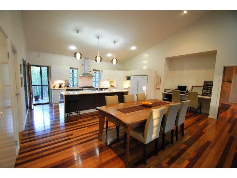 130 Thomas Road, Curra QLD 4570