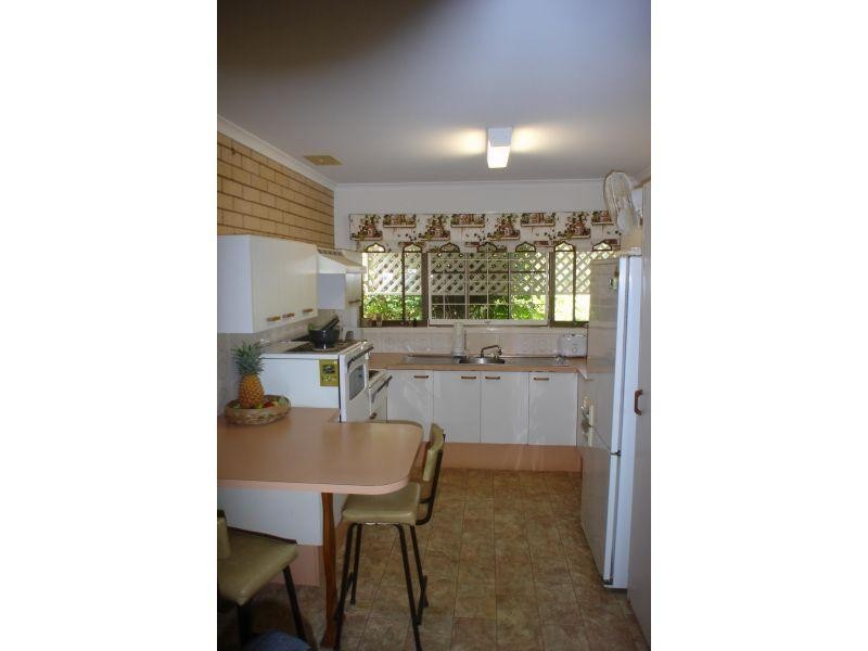 2/7 Blakesley Street, Tewantin QLD 4565