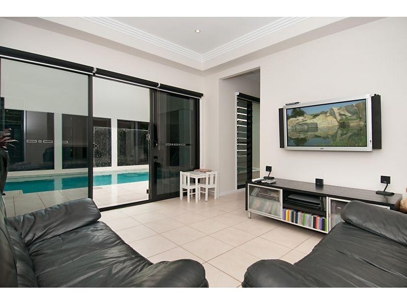 10 Fairway Parade, Peregian Springs QLD 4573