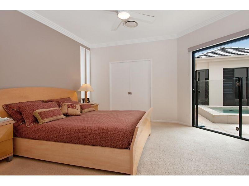 10 Fairway Parade, Peregian Springs QLD 4573