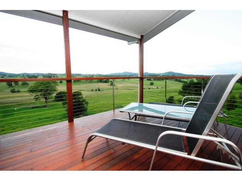 132 Wilton Road, Greens Creek QLD 4570