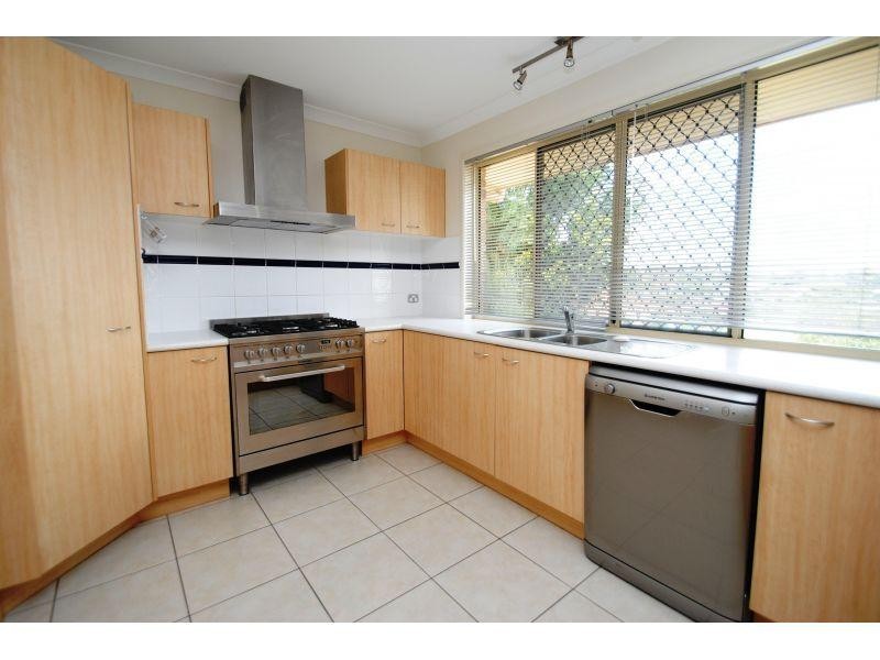 24 Federation Ct, Southside QLD 4570