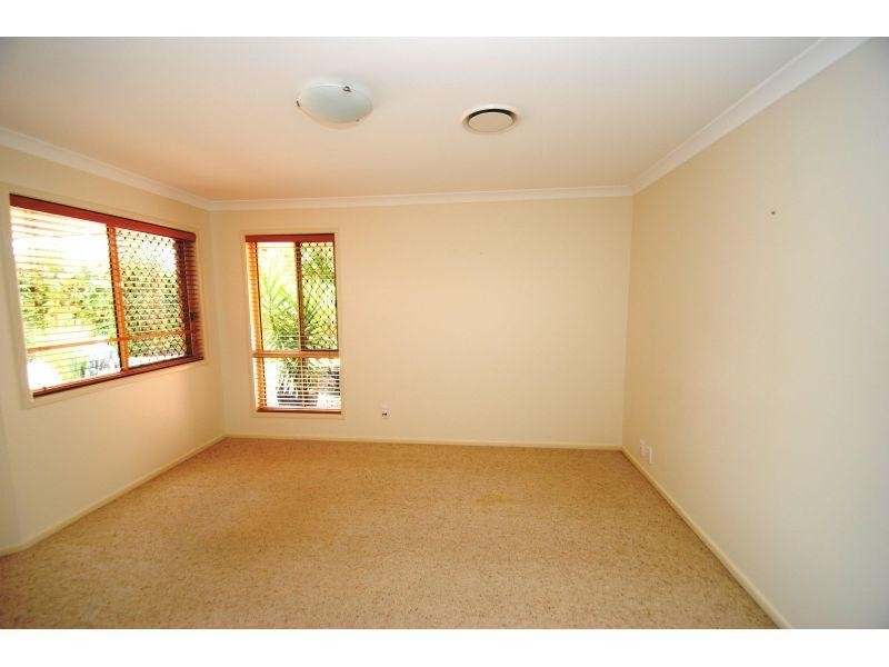 24 Federation Ct, Southside QLD 4570