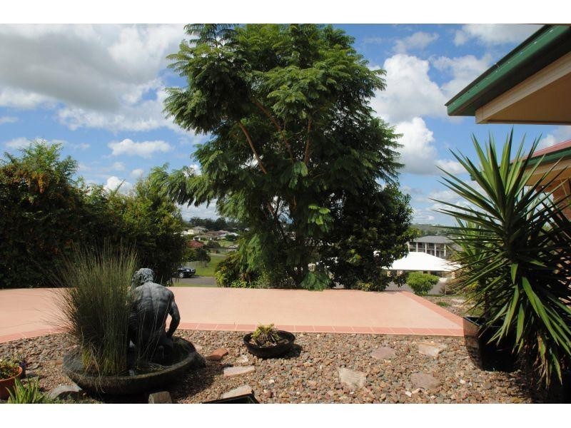 24 Federation Ct, Southside QLD 4570