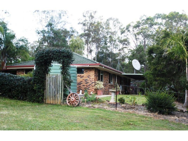 3 Edith Road, Mothar Mountain QLD 4570