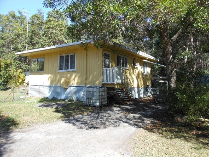 34 Little Creek Rd, Cooroibah QLD 4565